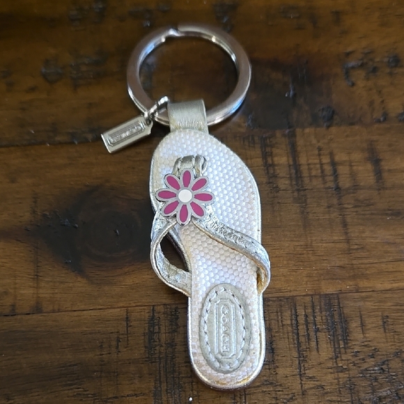 Coach Flipflop Keyring - Picture 1 of 3